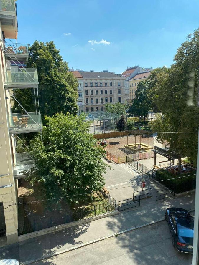 Sunny Apartment Vienna Esterno foto